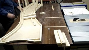 Танцующая мебель. Нетрадиционный шкаф своими руками. | DIY bookcase.