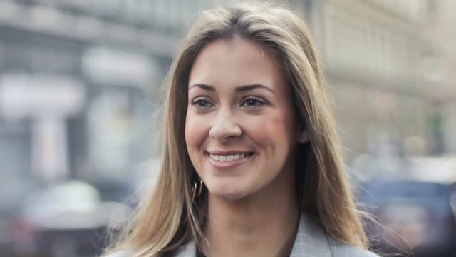 "Моя мама переезжает к нам навсегда" - сообщил довольный супруг. А когда они приехали с вокзала... смотреть онлайн