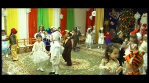 Ну-ка елочка светлей?Песня детская? Танец. УТРЕННИК в детском саду СРЕДНЯЯ группа НОВЫЙ ГОД NEW YEA