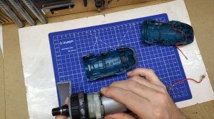 Аккумуляторная болгарка из деталей шуруповерта.