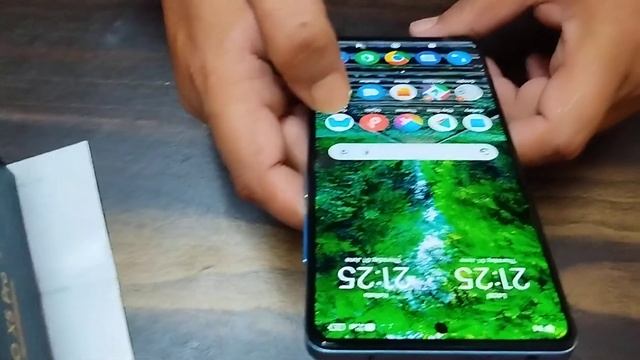 Poco X5 Pro 5g and first Impressions Snapdragon 778,120 Hz #poco #pocox5pro5g