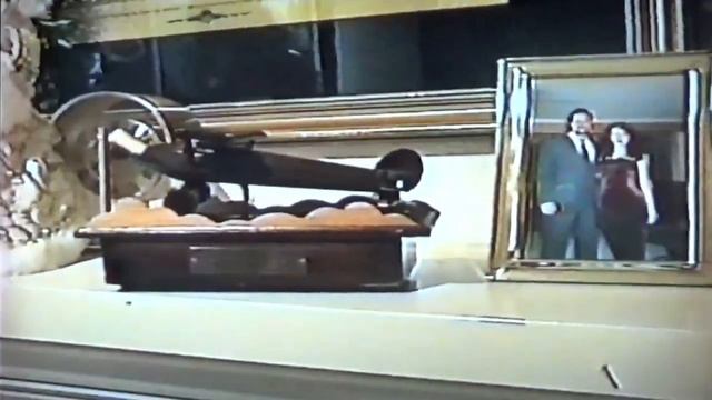 США VLOG: Дэннино 35-летие/Подарила мужу фотоаппарат/Анжелик 2 недели - 21 ноября 2000 смотреть онлайн