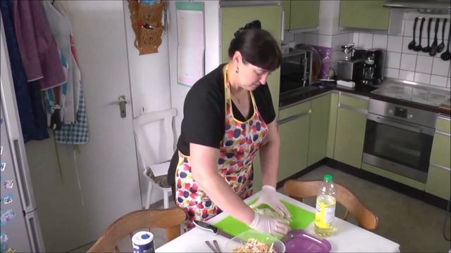 Салат из кислой капусты смотреть онлайн