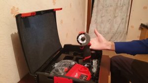 Инструмент от Милуоки. Субкомпактная многофунциональная отрезная машина. M12 FCOT-422X.