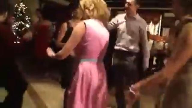 Свадебный рок-н-ролл 2 смотреть онлайн