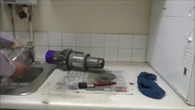 How to clean and maintain the Dyson V10 Cordless Vacuum Cleaner смотреть онлайн