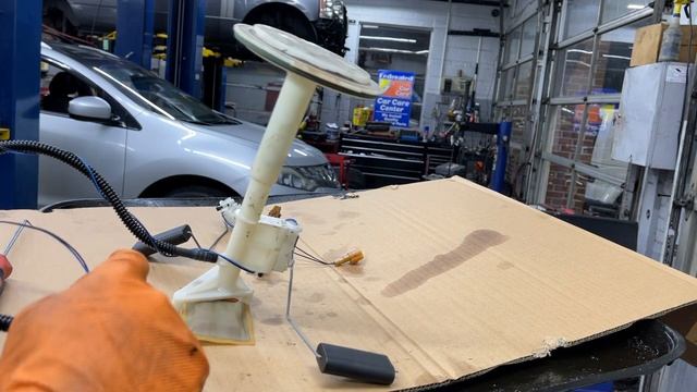 How to change fuel pump? fuel level sensor? P0463 Nissan 2009 Murano смотреть онлайн