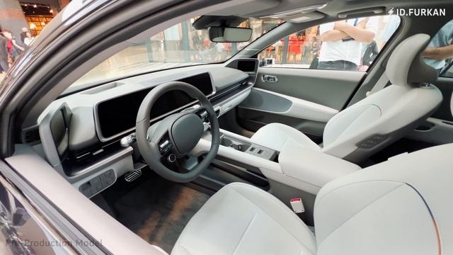 Hyundai IONIQ 6 in Biophilic Blue Pearl - Visual Review смотреть онлайн