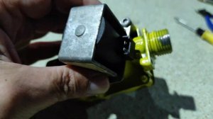 Ремонт котла Proterm. Сборка газового регулятора HoneyWell