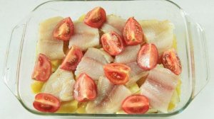 Рыба, запеченная с кабачками и картошкой в духовке