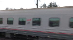 Электровоз ЭП1М-722 с пассажирским поездом