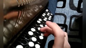 Видеоурок: Разбор песни на баяне "Гомерлар зая узмасын"