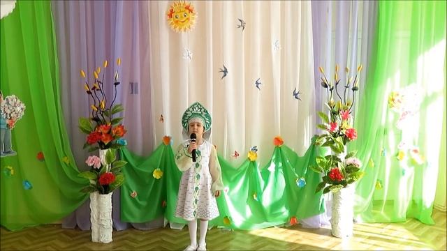 "У моей РОССИИ длинные косички" Георгий Струве смотреть онлайн