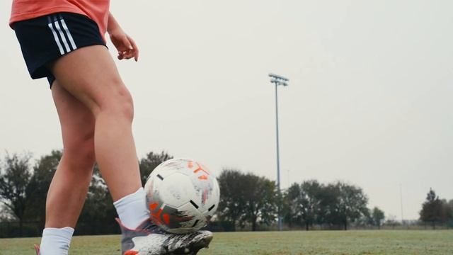 How to Juggle a Soccer Ball | adidas смотреть онлайн