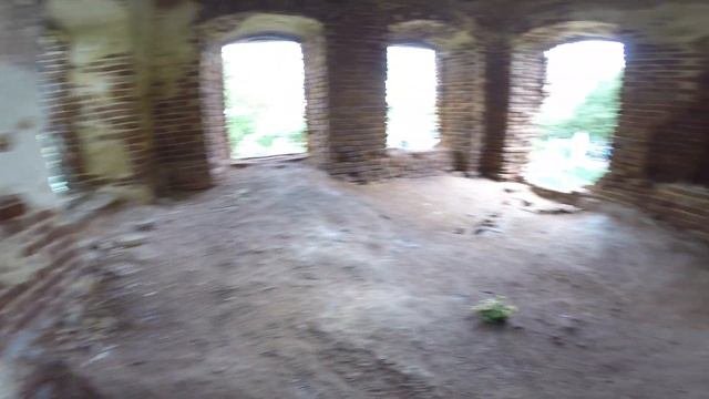 Заброшенный храм в Губарево, Воронежская область [Региональная Заброшкофилия]