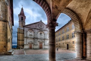 Сокровища Италии: город Пьенца –"Идеальный город" Возрождения Тоскана, ЮНЕСКО, архитектор Росселлино