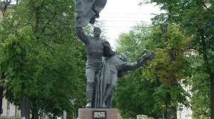 50 лет назад в г. Орле был открыт памятник комсомольцам Орловщины.mp4