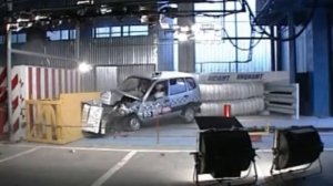 краштест 22Chevrolet_Niva_Crash