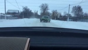 боком зимой на заднем приводе по каефу