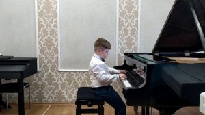 Радин Михаил Луи Стреаббог "Погоня за бабочками"