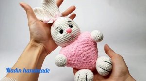 Зайка валентинка крючком. Валентинка крючком. #вязаныйзайка #валентинка крючком