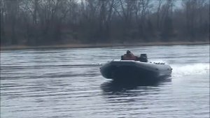 Выдра650jet заезд в одного с берега