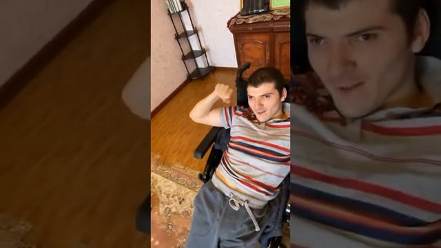 ХАДЖИМУРАД , МАЛЬЧИК СИЛЬНЫМ ДУХОМ .  ЗДОРОВЬЯ ТЕБЕ БРАТ . смотреть онлайн