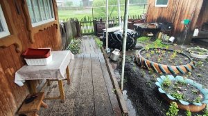 Дождь идёт в горном Чарыше