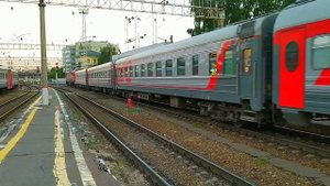 Эльбрус! Отправление ЭП2К-410 с фирменным поездом №061Ч Москва - Нальчик с Павелецкого вокзала.