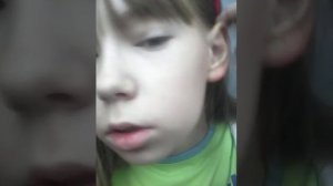 Одеваю серьги с англ.замком))