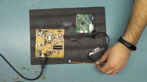 Монитор View Sonic VA2265S 3 не включается