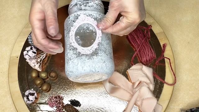 Рождественский подсвечник из стеклянной банки