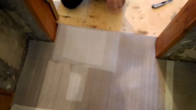 Как устранить скрип деревянных полов, фанера, подложка, пена смотреть онлайн