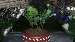 Эти яркие клумбы сделаны своими руками из покрышек