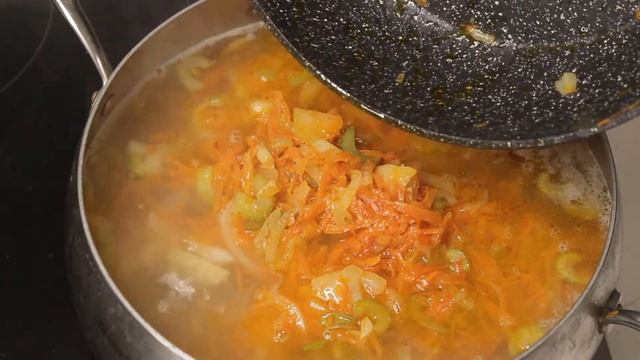 ЩИ ЗЕЛЁНЫЕ. Очень питательный и полезный суп. Быстрый в приготовлении рецепт блюда. смотреть онлайн