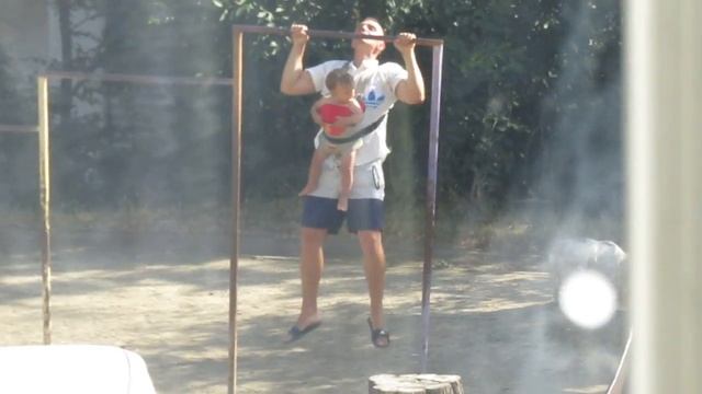 Как приучить ребенка- грудничка к спорту 2017 смотреть онлайн