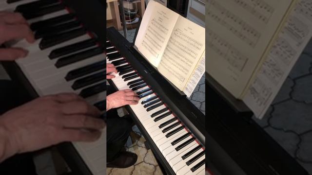 Bartók Mikrokosmos 34 mit Metronom 20200326 смотреть онлайн