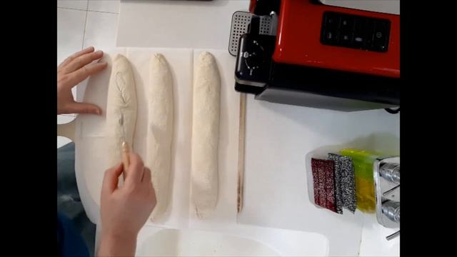 Настоящие багет на закваске בגטים על בסיס מחמצת קריספי смотреть онлайн