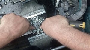 Замена колец на генераторе. Снятие подшипника, без съемника.