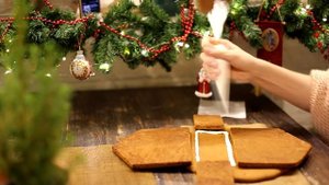 Пряничный домик/ Два рецепта пряничного теста / айсинг / Кракелюр на прянике