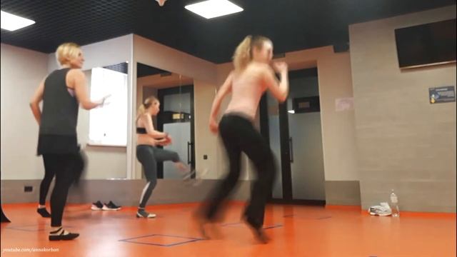 фрагмент урока в группе данс-микс, танцуем джайв