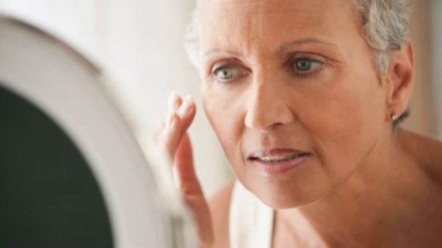 КАК ЗАМЕДЛИТЬ СТАРЕНИЯ❓ ЧТО СТАРИТ ЖЕНЩИНУ ❓ КАКИЕ ФАКТОРЫ ВЛИЯЮТ НА ИЗМЕНЕНИЯ ВНЕШНОСТИ❓ смотреть онлайн