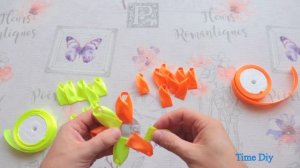 ???Как сделать красивый и нежный??? цветок из атласной ленты  Цветок для прически