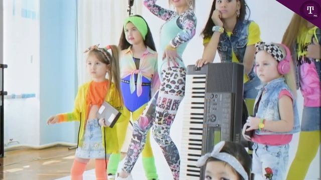 Бэкстейдж фотосессии в стиле 80х смотреть онлайн