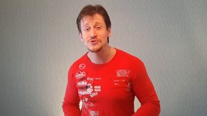 Как заинтересовать девушку вживую или по переписке?