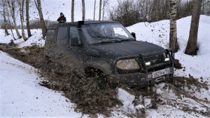 Подготовленный УАЗ Патриот на 35 колесах бросил вызов НИВЕ Шевроле на 30 колесах. Кто победит?