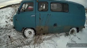 добываем арматуру из плит , спина в мыле , кувалда в помощь.