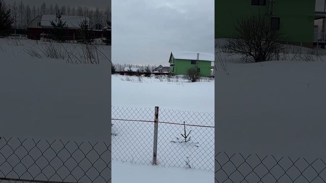 Продаётся земельный участок 33.2 сотки полностью огороженный и с видом на церковь в с Старая Слобод