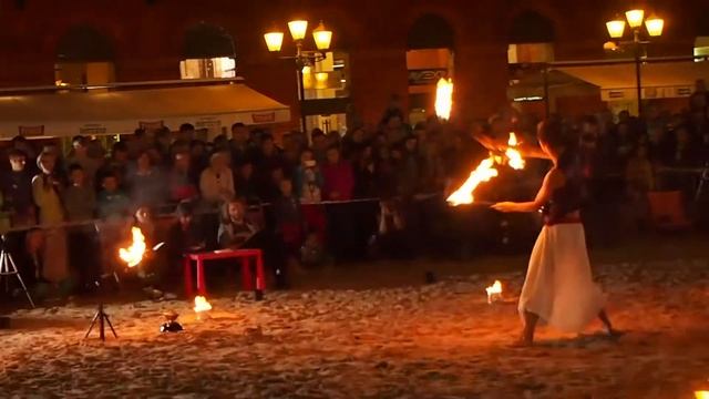 Pokaz Ogni Manufaktura cz.1 Olympus Pen E-PL3 14-42 Zuiko  AVCHD 1080p смотреть онлайн