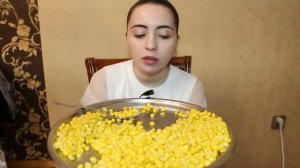 5 БАНОК КУКУРУЗЫ ЗА РАЗ/ MUKBANG